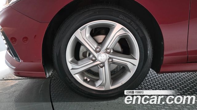 Hyundai Sonata 2.0 Style - фото 4