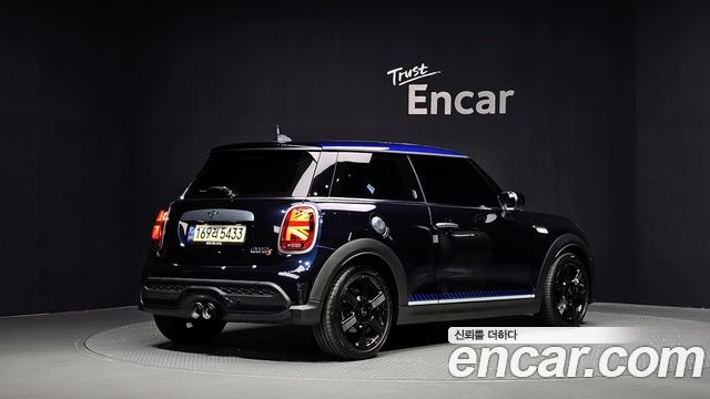 Mini Cooper S Brick Lane Edition 3rd Gen - фото 1
