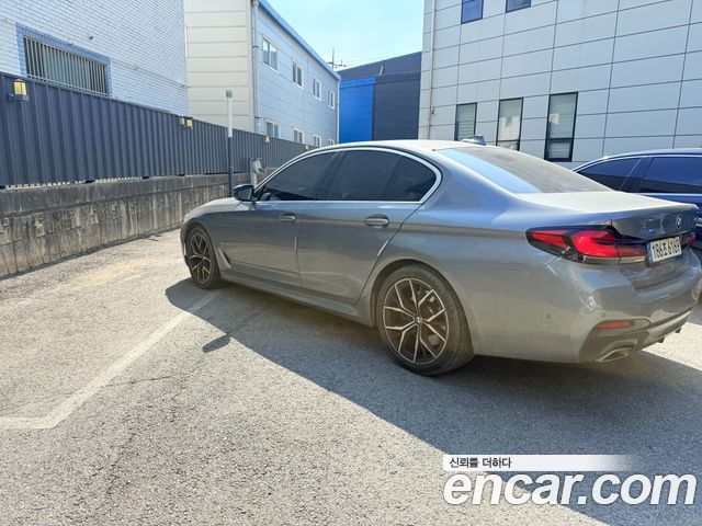 BMW 5 Series G30 530i M Sport Package - фото 1