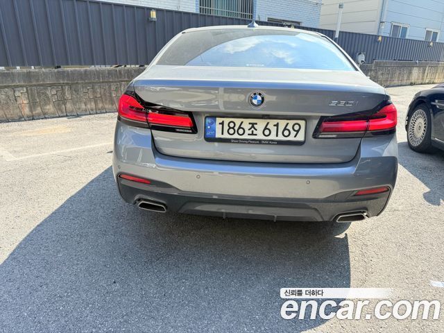 BMW 5 Series G30 530i M Sport Package - фото 3