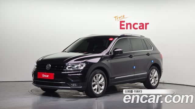 Volkswagen Tiguan 2-го поколения 2.0 TDI Premium - фото 0