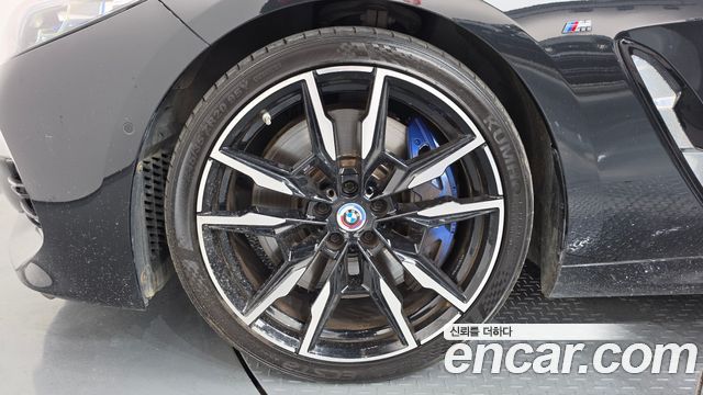 BMW 8 Series G15 M850i xDrive Gran Coupe - фото 4