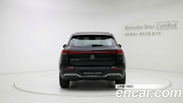 Mercedes-Benz EQA H243 EQA250 AMG Line - фото 3