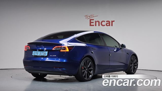 Tesla Model 3 Performance AWD - фото 1