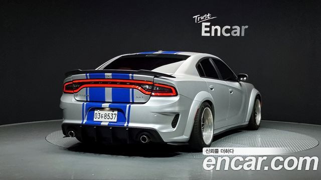 Dodge Charger 3.6 - фото 1