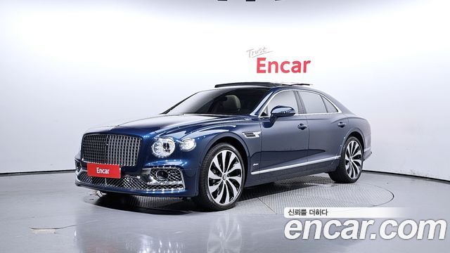 Bentley Flying Spur 3-го поколения 4.0 Azure - фото 0