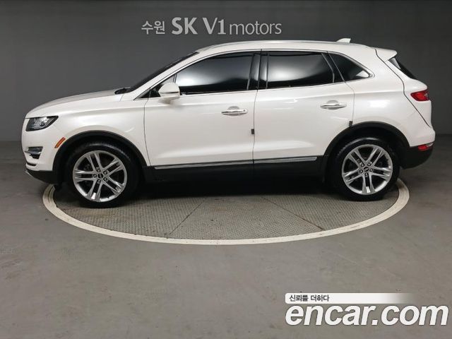 Lincoln MKC 2.0 AWD - фото 2