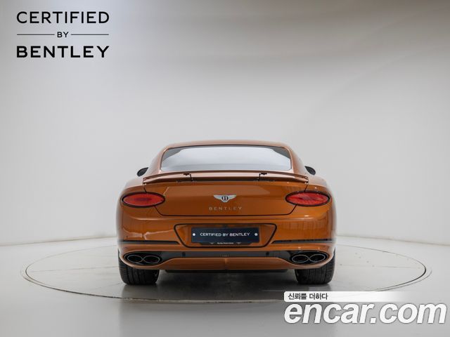 Bentley Continental GT 4.0 GTS - фото 2
