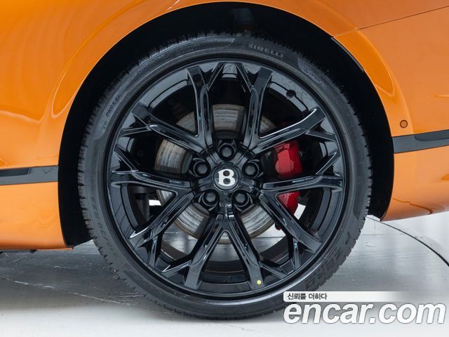 Bentley Continental GT 4.0 GTS - фото 4