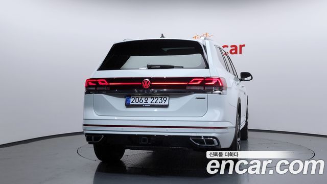 Volkswagen Atlas 2.0 TSI R-LINE 7-Seater - фото 3