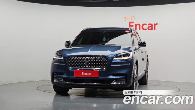 Lincoln Aviator 2-го поколения 3.0 Reserve AWD - фото 2