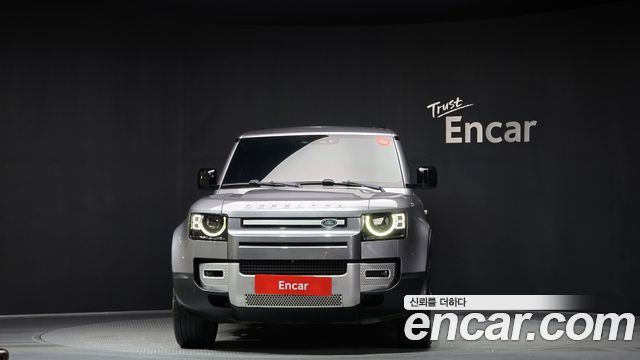 Land Rover Defender L663 110 D240 SE - фото 2