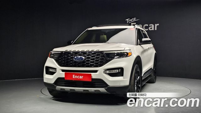 Ford Explorer 6-го поколения 3.0 Platinum 4WD - фото 2