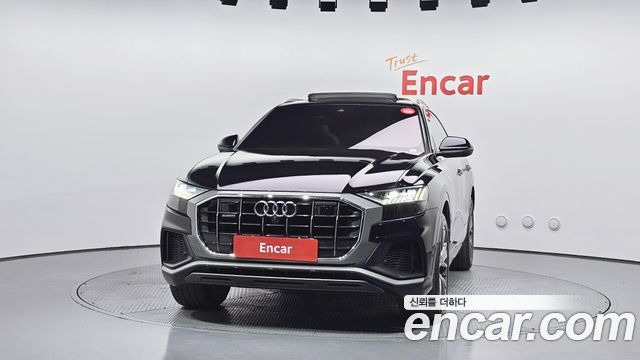 Audi Q8 50 TDI Quattro Premium - фото 2