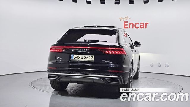 Audi Q8 50 TDI Quattro Premium - фото 3