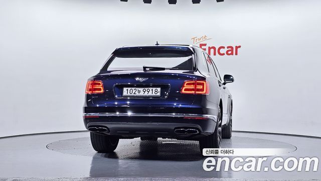 Bentley Bentayga 4.0 V8 - фото 3