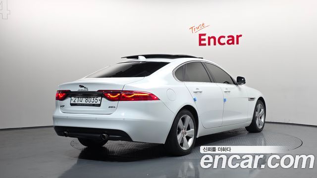 Jaguar XF X260 25t Prestige - фото 1
