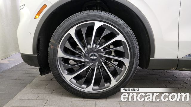 Lincoln Aviator 2-го поколения 3.0 Reserve AWD - фото 4