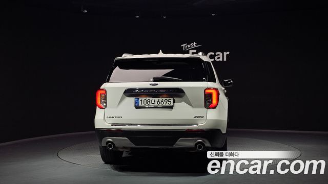 Ford Explorer 6-го поколения 2.3 LimIted 4WD - фото 3