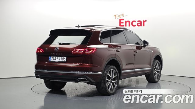 Volkswagen Touareg 3-го поколения 3.0 TDI Prestige - фото 1