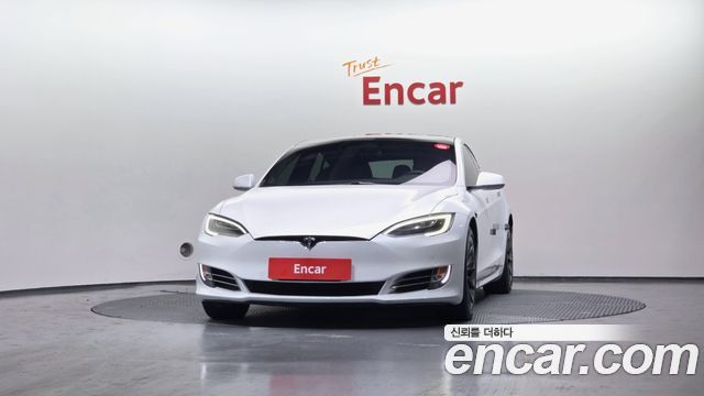Tesla Model S Long Range - фото 2
