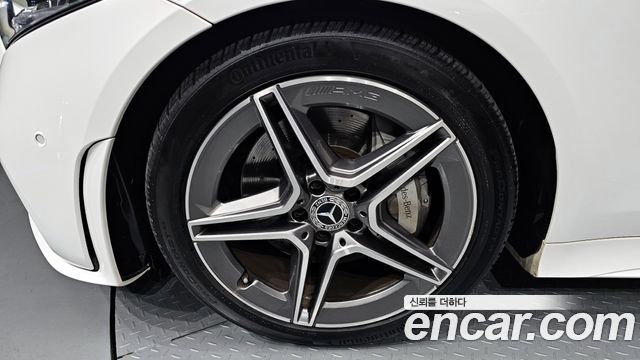 Mercedes-Benz CLS-Class C257 CLS300d AMG Line - фото 4
