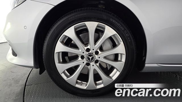 Mercedes-Benz E-Class W213 E300 Exclusive - фото 3