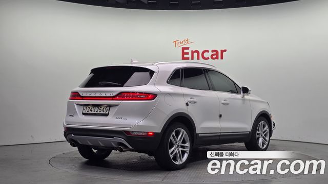 Lincoln MKC 2.0 AWD - фото 1