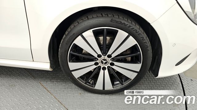 Mercedes-Benz CLA-Class C117 CLA250 4MATIC - фото 4