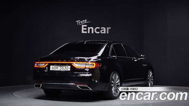 Lincoln Continental 10-го поколения 3.0 AWD - фото 1