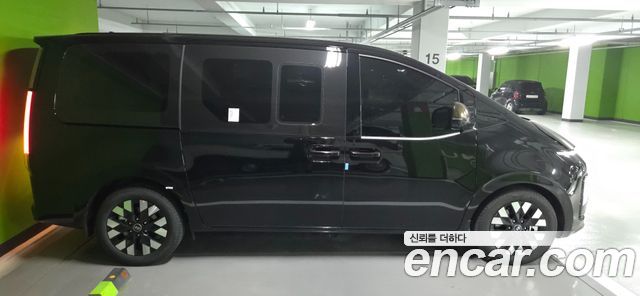 Hyundai Staria 4WD Lounge 7-Seater Inspiration - фото 4