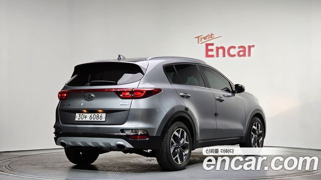 Kia Sportage The Bold Diesel 2.0 2WD Prestige - фото 1