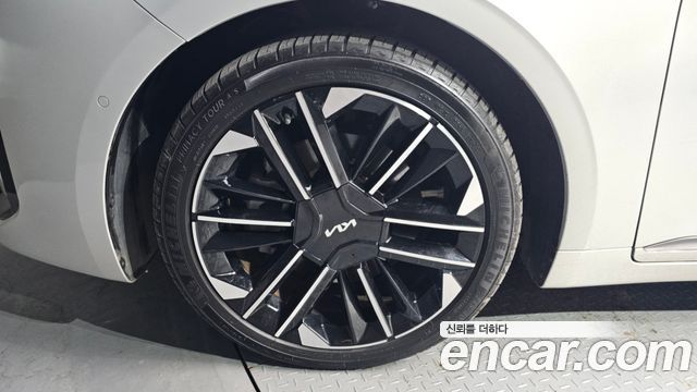 Kia K8 New 2.5 Gasoline 2WD Noblesse - фото 4
