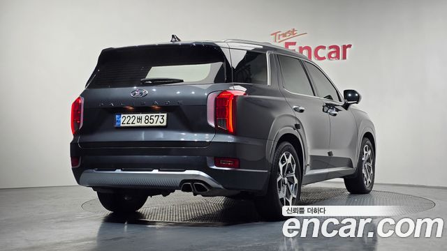 Hyundai Palisade Diesel 2.2 2WD Calligraphy - фото 1