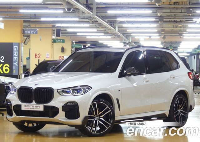 BMW X5 G05 M50i - фото 1