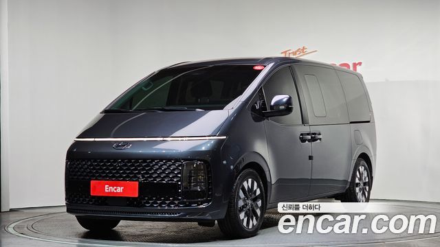 Hyundai Staria 4WD Lounge 9-Seater Inspiration - фото 0