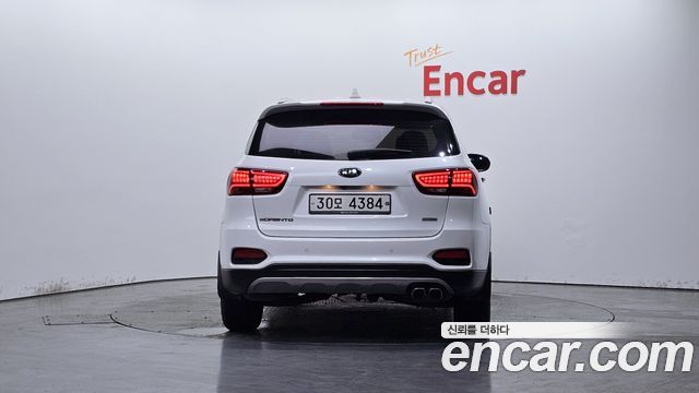 Kia Sorento New Diesel 2.2 2WD Noblesse - фото 3