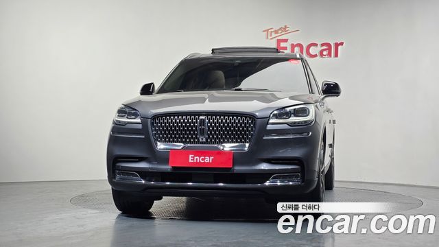 Lincoln Aviator 2-го поколения 3.0 Reserve AWD - фото 2