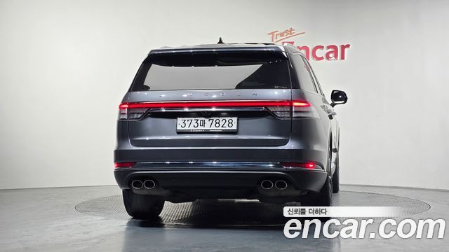 Lincoln Aviator 2-го поколения 3.0 Reserve AWD - фото 3