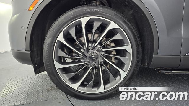 Lincoln Aviator 2-го поколения 3.0 Reserve AWD - фото 4