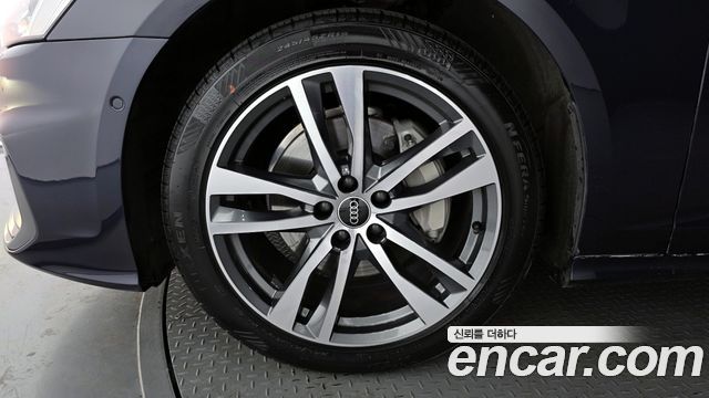 Audi A6 C8 45 TFSI Premium - фото 4