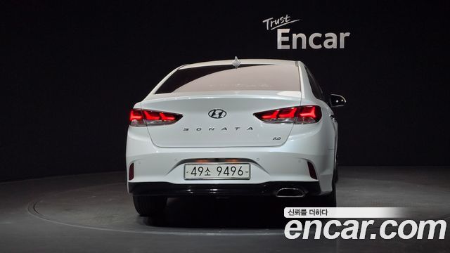 Hyundai Sonata 2.0 Smart Spicial - фото 3