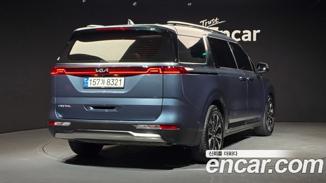 Kia Carnival 4-го поколения 9-Seater Signature - фото 1