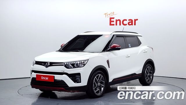 SsangYong Tivoli Gasoline 1.5 2WD R-PLUS White - фото 0