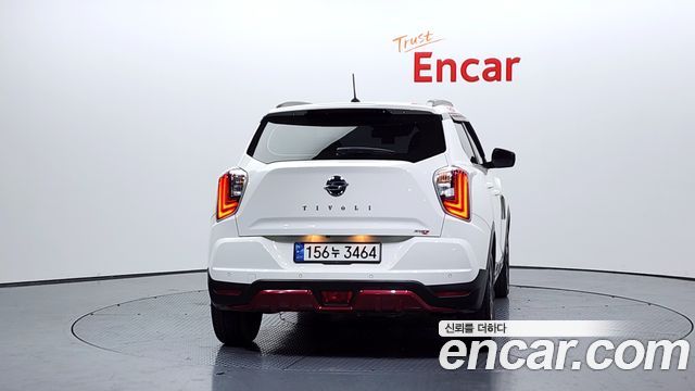 SsangYong Tivoli Gasoline 1.5 2WD R-PLUS White - фото 3