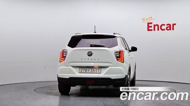 SsangYong Tivoli Gasoline 1.5 2WD V3 - фото 3