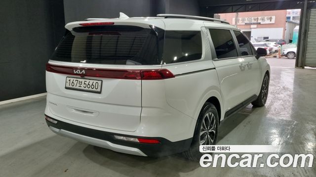 Kia Carnival 4-го поколения 9-Seater Prestige - фото 1