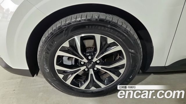 Kia Carnival 4-го поколения 9-Seater Prestige - фото 4