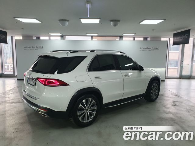 Mercedes-Benz GLE-Class W167 GLE300d 4MATIC - фото 1