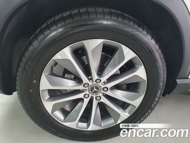 Mercedes-Benz GLE-Class W167 GLE300d 4MATIC - фото 4